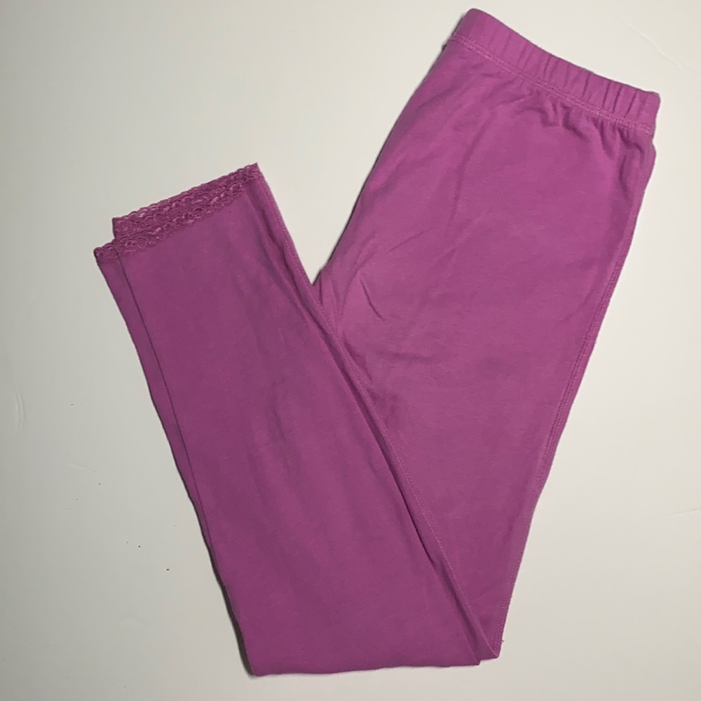 Lace hemmed Leggings from the Gap